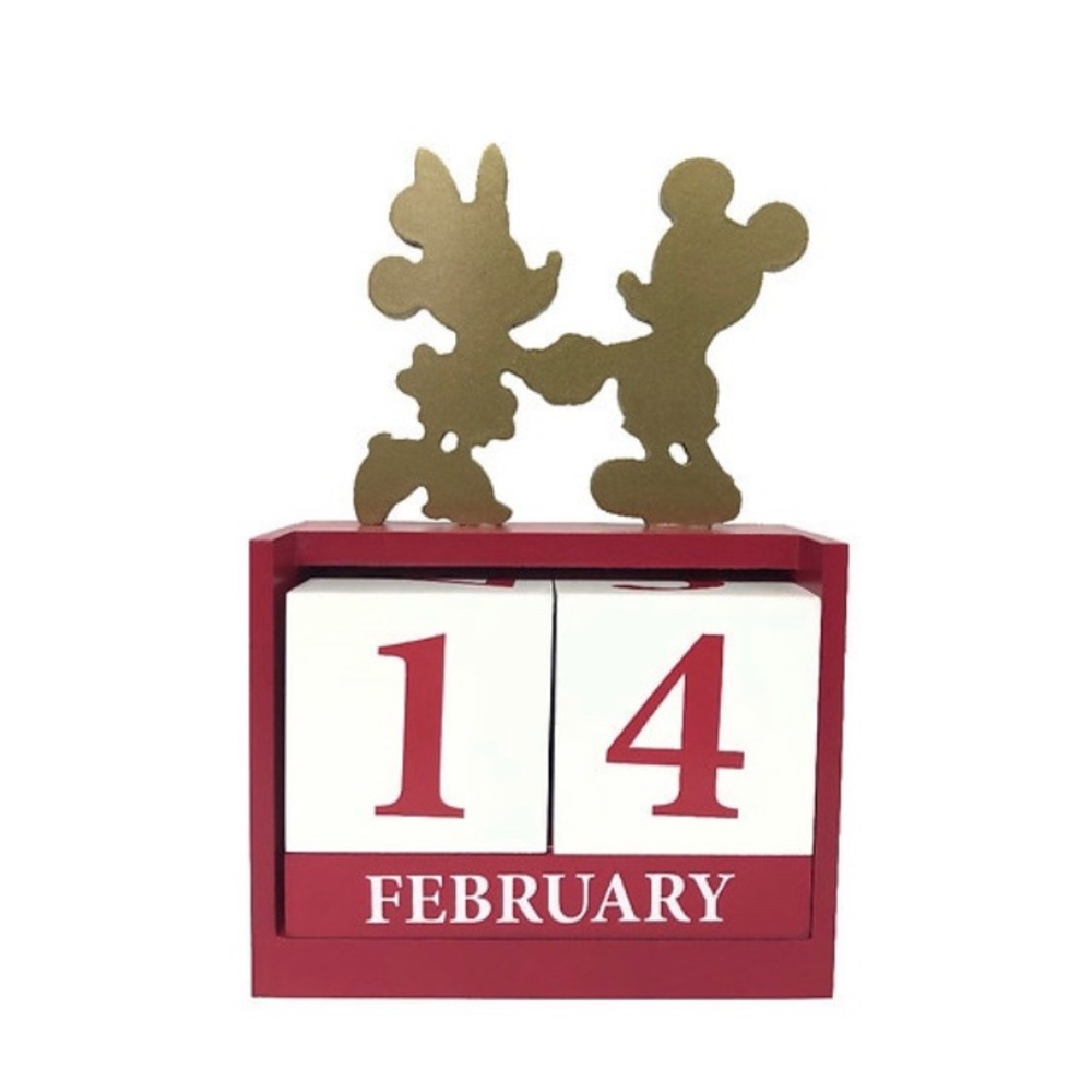 New Disney Wood Block Calendar - Picture 1 of 1